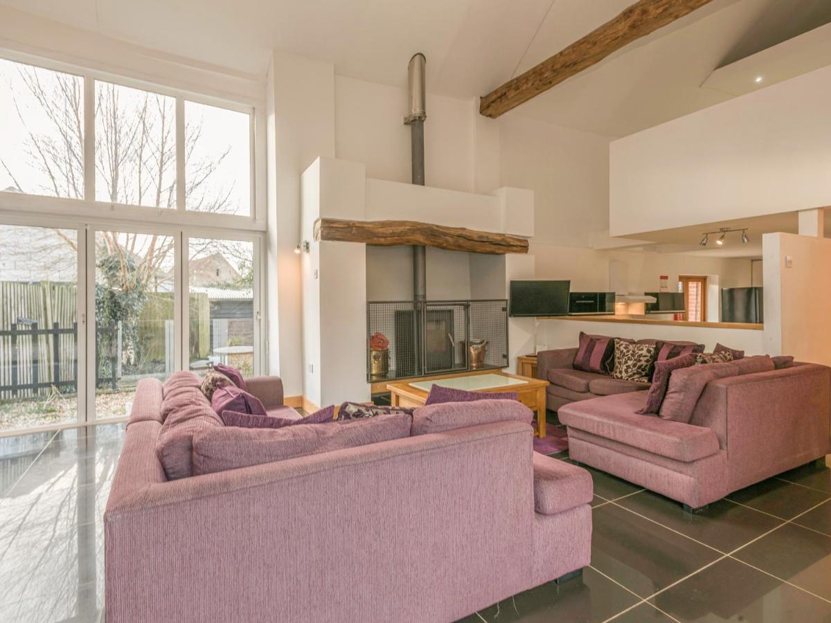 Flint Barn Villa North Walsham Eksteriør bilde